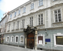 Pražské paláce a heraldika (6. díl)