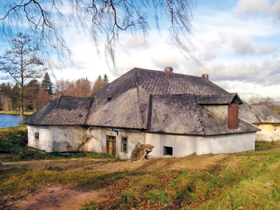 Areál historických železáren v Milovech