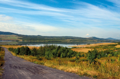 Přístup k jezeru Milada