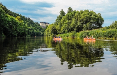 Poplujete i pod hradem Český Šternberk