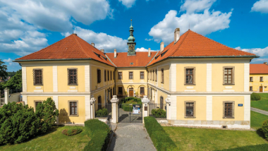 Do Kladenského zámku za zábavou