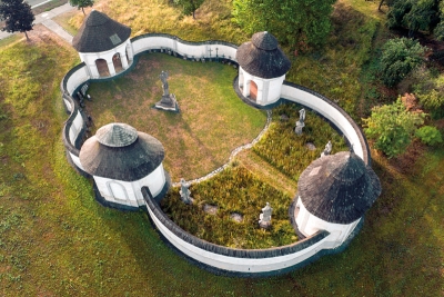 Letecký snímek Dolního hřbitova