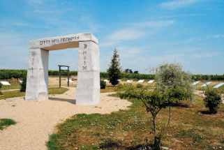 Za vínem a turistikou