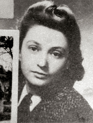 Nina Eisenbergová, prov. Žďárová, teta Arnošta Goldflama