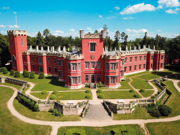 Zámek Hrádek u Nechanic