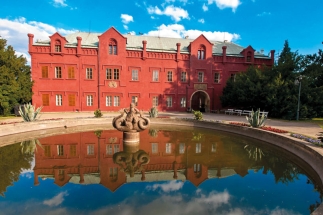 Zámek v Klášterci nad Ohří tradičně i nově