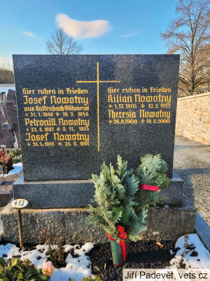 Hrob Kiliána Nowotného v Röhrnbachu