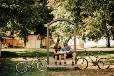 Barokní cyklostezky, odpočívka v Žichlicích