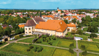 Klášter s kostelem sv. Antonína Paduánského