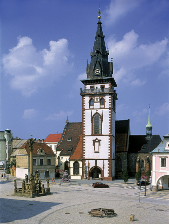 Chomutov in the time of high hats and corsets