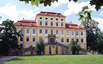 Červený hrádek u Jirkova