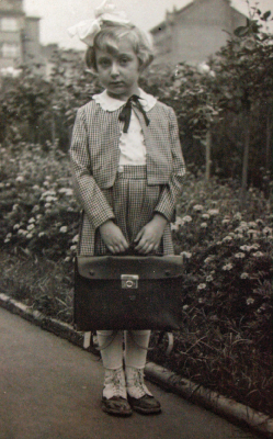 Schoolgirl Helga