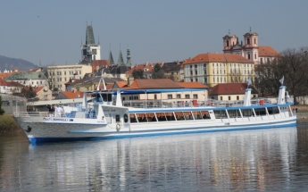 Labe z paluby lodi Porta Bohemica