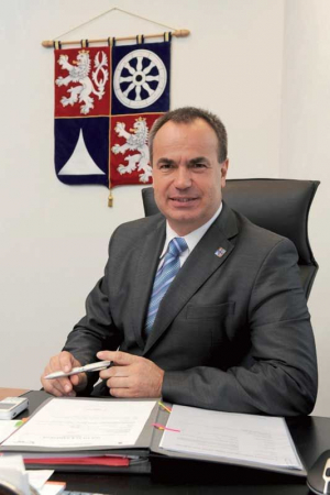 Proč právě k nám v roce 2010?