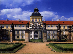 Zámek Hořovice zve