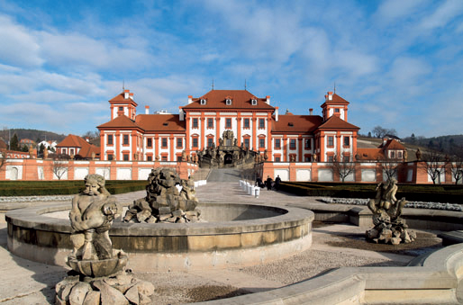 /jpg/galerie/velky/10276_schloss-troja.jpg