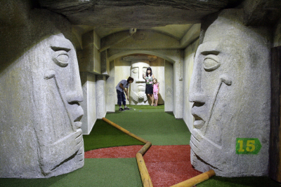 Nový adventure golf v Babylonu