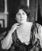 Jedinečná božská Ema