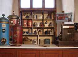 Navštiv a doporuč...