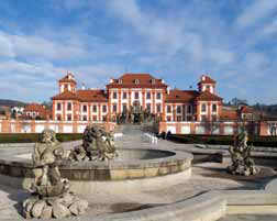zamek-troja