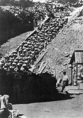 Schody smrti v táboře Mauthausen
