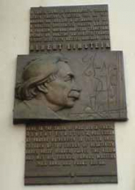 Praha, kolébka E = mc2