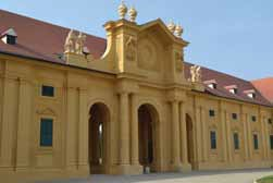 Zámecké jízdárny otevřeny