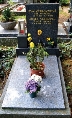 Hrob Josefa Větrovce ve
Střešovicích