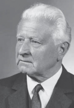 Byla válka uniforem ve skříni Ludvíka Svobody?