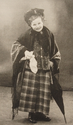 Ruth na besídce o svátku Purim