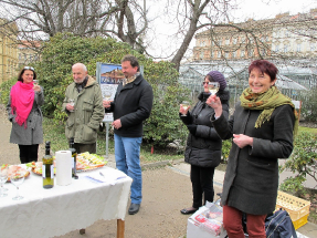 Předjarní Botanickou zahradu v Praze zdobí „proměny“ z celé republiky