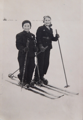 Věra na horách, asi 1937