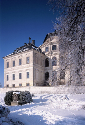 Zámek Karlova Koruna v Chlumci nad Cidlinou