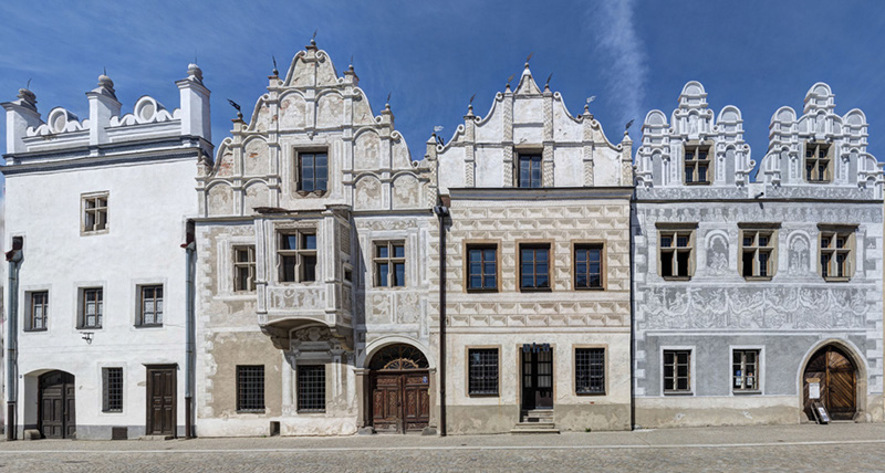 Proč v roce 2017 právě do Slavonic