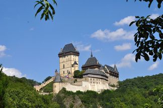 Za karlštejnským pokladem