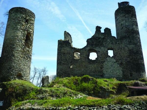 Hrad Kostomlaty, zvaný Sukoslav