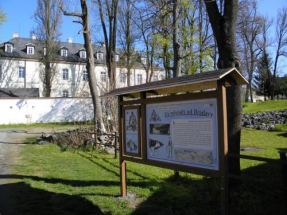 Spálené Poříčí – křižovatka pohádek