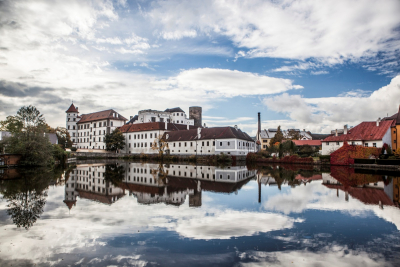 Podzimní panoráma přes Malý Vajgar