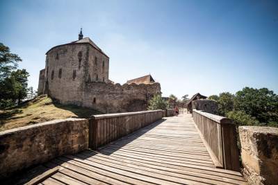 Státní hrady Točník a Žebrák