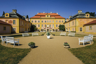 Zámek Krásný Dvůr

