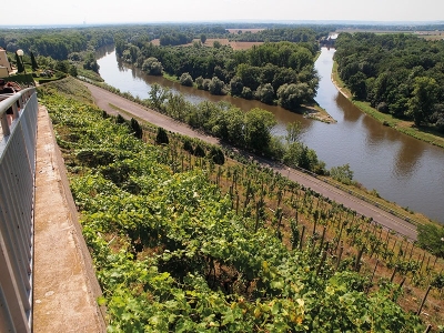Soutok Vltavy a Labe - zleva Labe, Vltava a Vraňansko-hořínský
plavební kanál