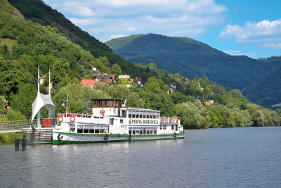 Porta Bohemica – přístaviště Dolní Zálezly