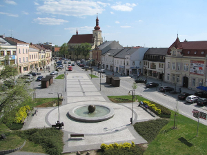 nám. Dr. E. Beneše, autor Tomáš Dvorník