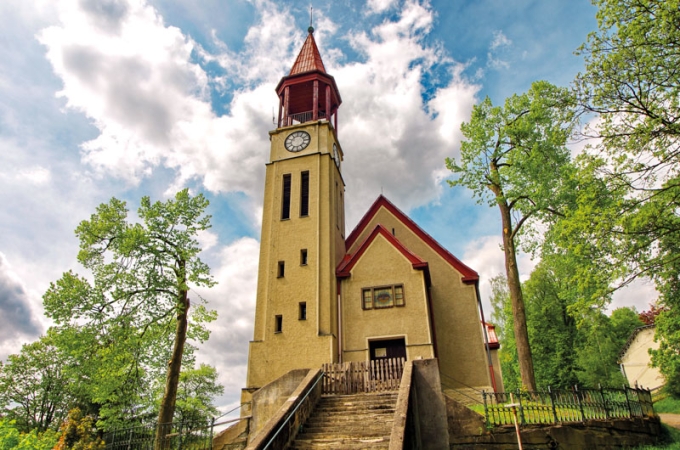 Evangelický kostel  s farou v Kraslicích