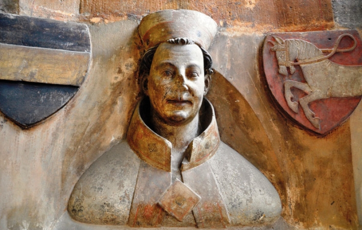 Busta Arnošta z Pardubic v triforiu katedrály sv. Víta  na Pražském hradě