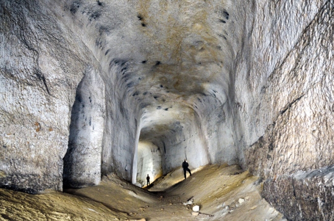 Kaolínový důl v Nevřeni