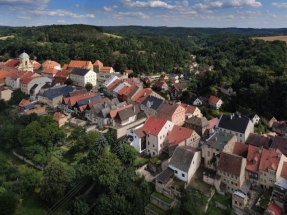 Filmové městečko obklopené pohádkovou přírodou severních Čech