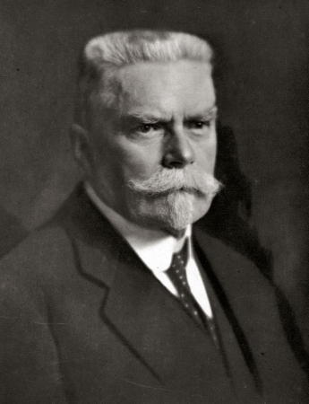 Dr. Karel Kramář