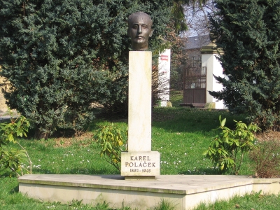 Pomník K. Poláčka v Rychnově nad Kněžnou