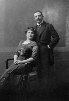 Arnošt a Olga Brodovi (1912)
